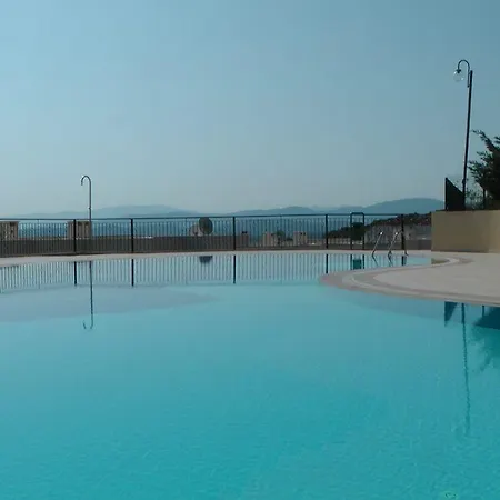 Holiday home Lakeside Garden Holiday Village Serenity *