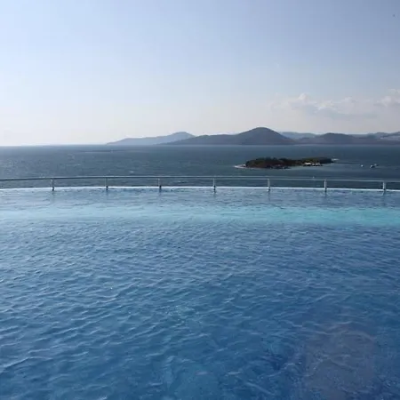 Holiday home Lakeside Garden Holiday Village Serenity