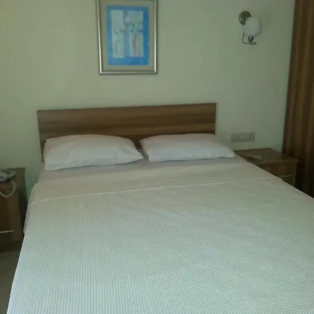 Holiday home Lakeside Garden Holiday Village Serenity *