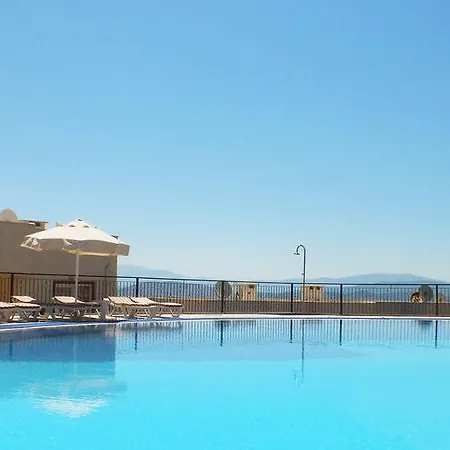 Lakeside Garden Holiday Village Serenity * Bogazici
