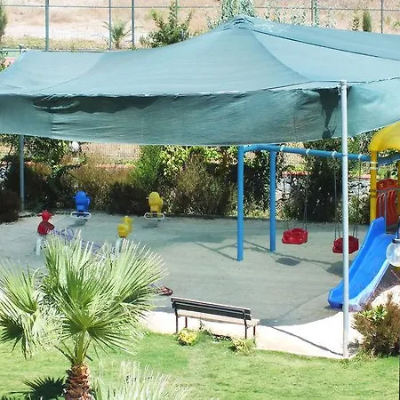 Lakeside Garden Holiday Village Serenity * Bogazici